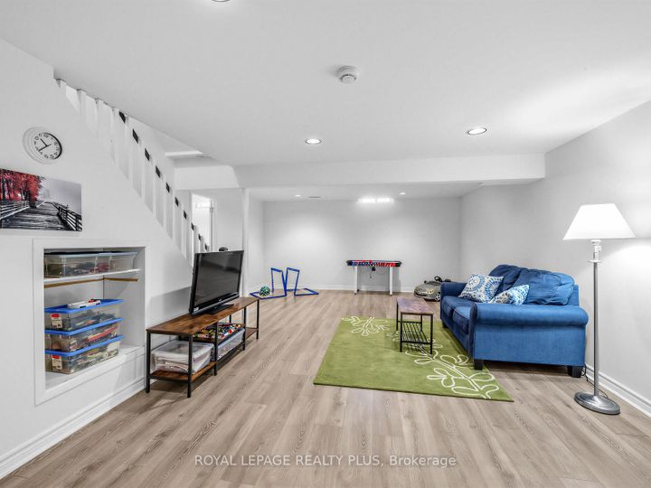 Photo 30 at 4138 Marigold Crescent, Erin Mills, Mississauga