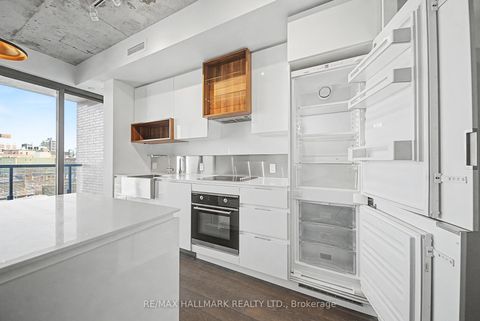 Photo 8 at 609 - 383 Sorauren Avenue, Roncesvalles, Toronto