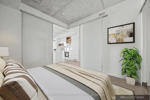 Photo 11 at 609 - 383 Sorauren Avenue, Roncesvalles, Toronto