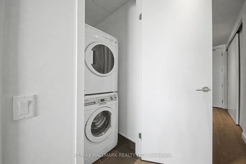 Photo 19 at 609 - 383 Sorauren Avenue, Roncesvalles, Toronto