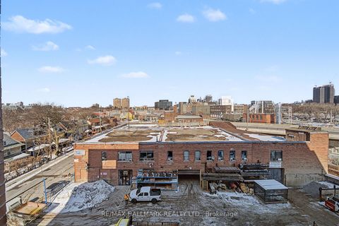 Photo 23 at 609 - 383 Sorauren Avenue, Roncesvalles, Toronto