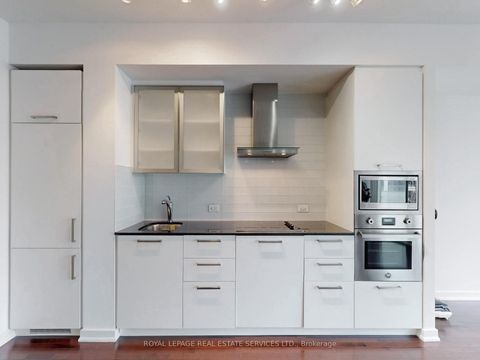 Photo 5 at 3001 - 14 York Street, Waterfront Communities C1, Toronto