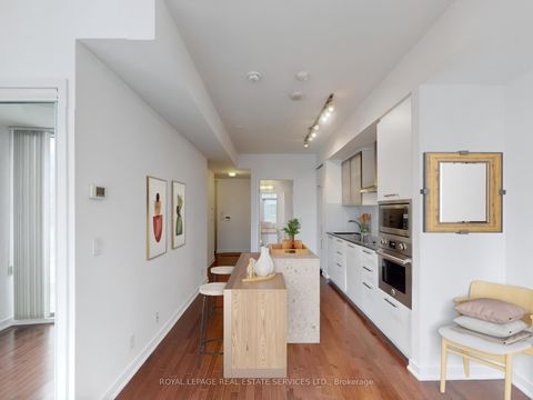 Photo 6 at 3001 - 14 York Street, Waterfront Communities C1, Toronto