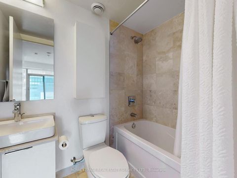 Photo 9 at 3001 - 14 York Street, Waterfront Communities C1, Toronto