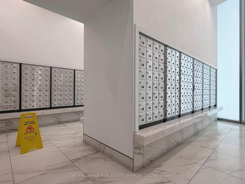 Photo 12 at 3001 - 14 York Street, Waterfront Communities C1, Toronto