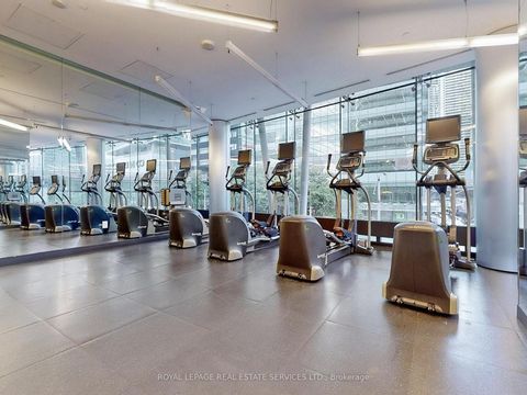 Photo 14 at 3001 - 14 York Street, Waterfront Communities C1, Toronto