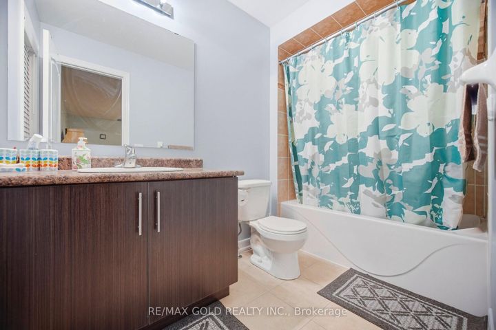 Photo 17 at 26 Drummondville Drive, Bram East, Brampton