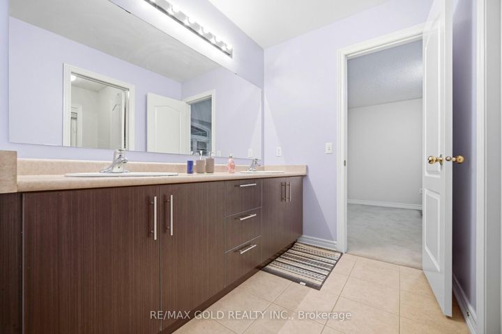 Photo 19 at 26 Drummondville Drive, Bram East, Brampton