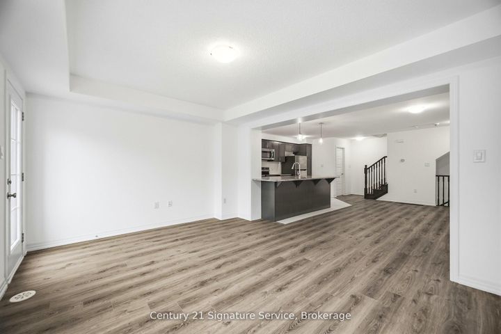 Photo 14 at 142 Christopher Road, GO Glenorchy, Oakville