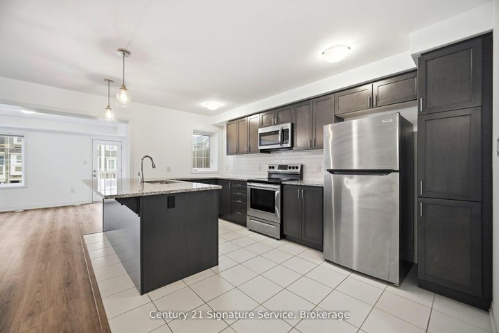 Photo 16 at 142 Christopher Road, GO Glenorchy, Oakville