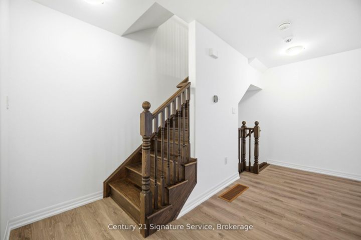 Photo 20 at 142 Christopher Road, GO Glenorchy, Oakville