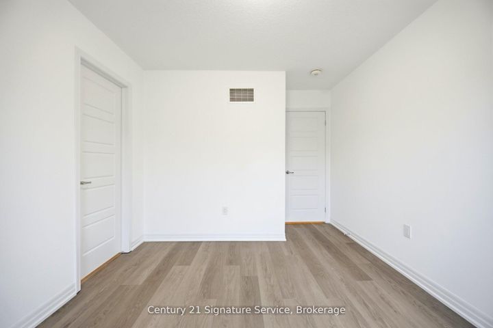 Photo 24 at 142 Christopher Road, GO Glenorchy, Oakville