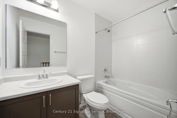 Photo 33 at 142 Christopher Road, GO Glenorchy, Oakville