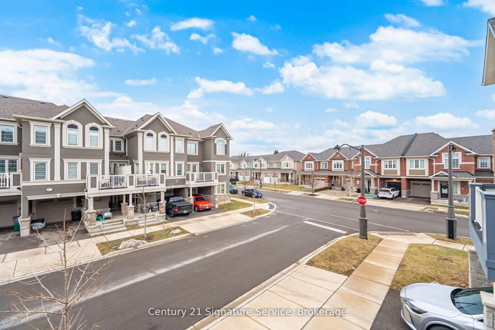 Photo 38 at 142 Christopher Road, GO Glenorchy, Oakville