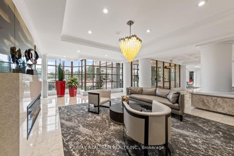 Photo 5 at 1112 - 7 Townsgate Drive, Yorkhill, Vaughan