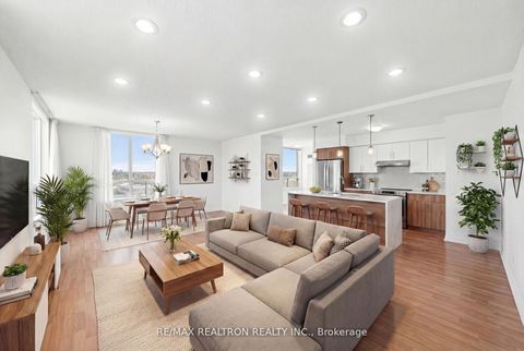 Photo 9 at 1112 - 7 Townsgate Drive, Yorkhill, Vaughan