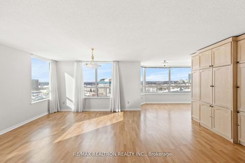 Photo 10 at 1112 - 7 Townsgate Drive, Yorkhill, Vaughan