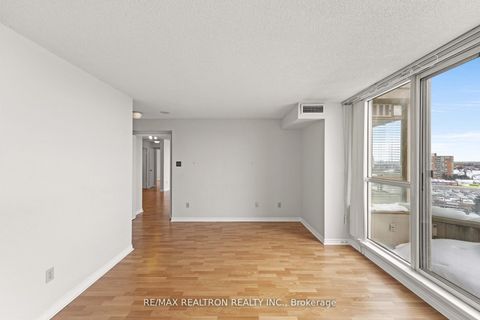 Photo 26 at 1112 - 7 Townsgate Drive, Yorkhill, Vaughan