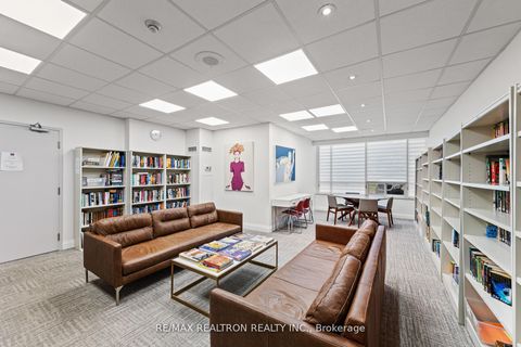 Photo 43 at 1112 - 7 Townsgate Drive, Yorkhill, Vaughan