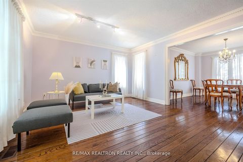 Photo 8 at 60 Arthur Hall Drive, Sharon, East Gwillimbury