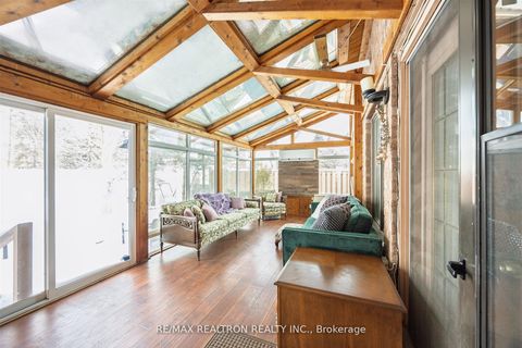 Photo 18 at 60 Arthur Hall Drive, Sharon, East Gwillimbury