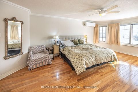 Photo 28 at 60 Arthur Hall Drive, Sharon, East Gwillimbury