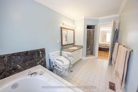 Photo 30 at 60 Arthur Hall Drive, Sharon, East Gwillimbury