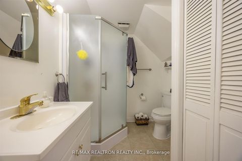 Photo 40 at 60 Arthur Hall Drive, Sharon, East Gwillimbury