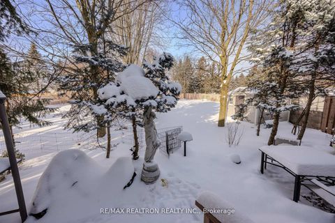 Photo 43 at 60 Arthur Hall Drive, Sharon, East Gwillimbury