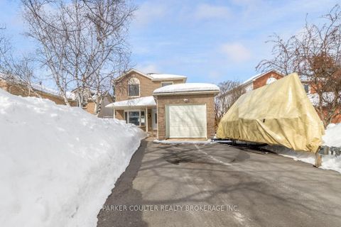 Photo 1 at 82 Barre Drive, Painswick North, Barrie