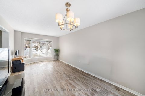 Photo 7 at 82 Barre Drive, Painswick North, Barrie