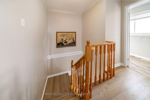 Photo 24 at 82 Barre Drive, Painswick North, Barrie