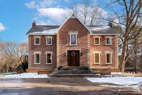 Photo 13 at 7590 19th Side Road, Schomberg, King