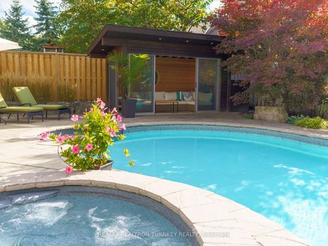 Photo 5 at 668 Foxcroft Boulevard, Wyndham, Newmarket