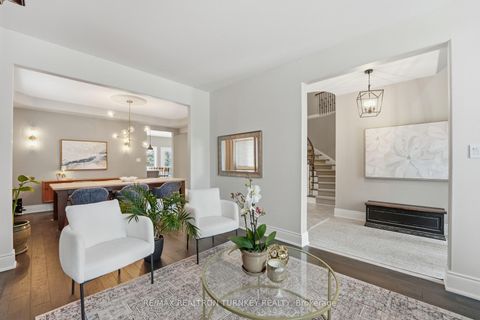 Photo 12 at 668 Foxcroft Boulevard, Wyndham, Newmarket