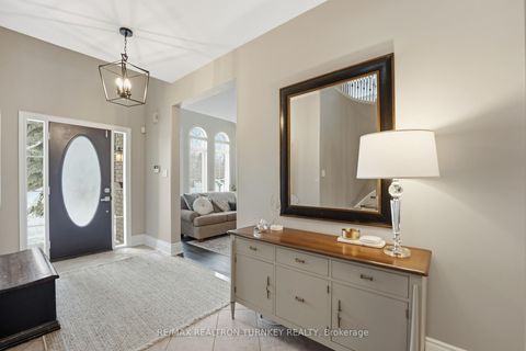 Photo 13 at 668 Foxcroft Boulevard, Wyndham, Newmarket