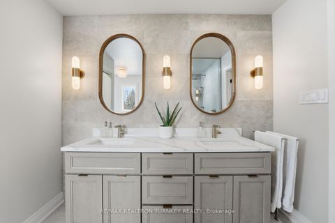 Photo 23 at 668 Foxcroft Boulevard, Wyndham, Newmarket