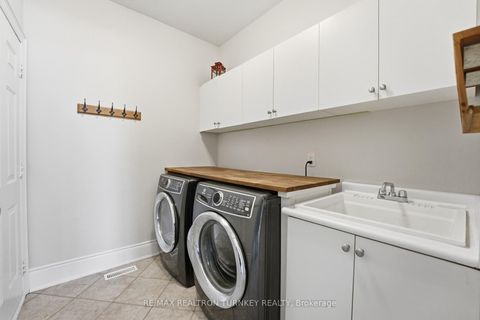 Photo 48 at 668 Foxcroft Boulevard, Wyndham, Newmarket