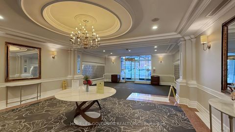 Photo 3 at 305 - 889 Bay Street, Bay Street Corridor, Toronto