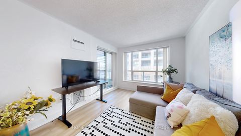 Photo 12 at 305 - 889 Bay Street, Bay Street Corridor, Toronto