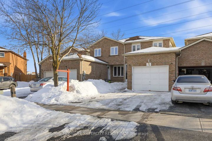 Photo 2 at 77 Tulip Drive, Fletcher's Creek South, Brampton
