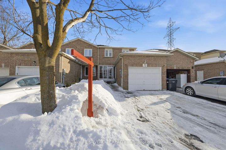 Photo 5 at 77 Tulip Drive, Fletcher's Creek South, Brampton