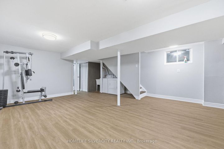 Photo 30 at 77 Tulip Drive, Fletcher's Creek South, Brampton