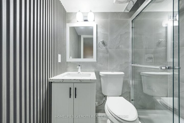 Photo 45 at 77 Tulip Drive, Fletcher's Creek South, Brampton