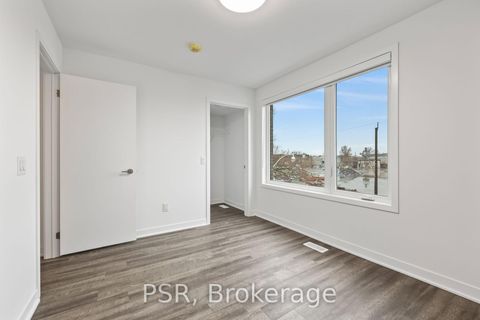 Photo 13 at TH13 - 40 Ed Clark Gardens Boulevard, Pellam Park, Toronto