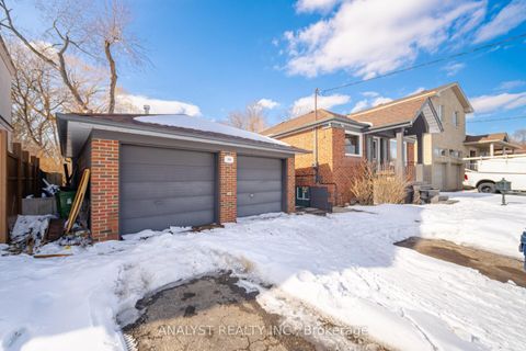 Photo 3 at 266 Calvington Drive, CFB, Toronto