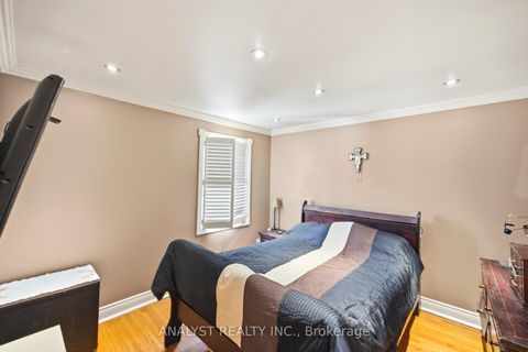 Photo 14 at 266 Calvington Drive, CFB, Toronto