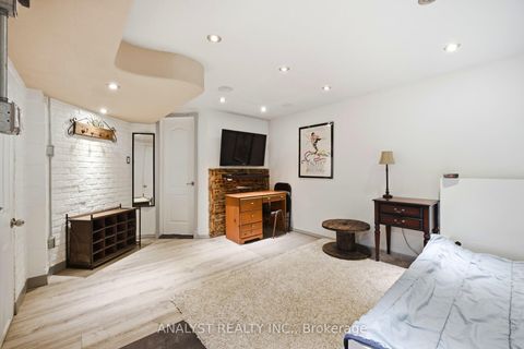 Photo 18 at 266 Calvington Drive, CFB, Toronto