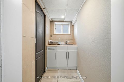 Photo 21 at 266 Calvington Drive, CFB, Toronto