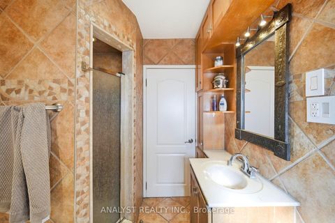 Photo 27 at 266 Calvington Drive, CFB, Toronto